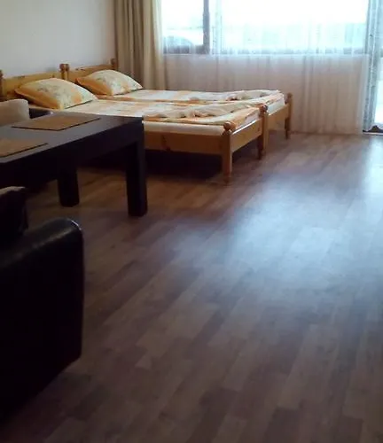 招待所 钻石旅馆 2*